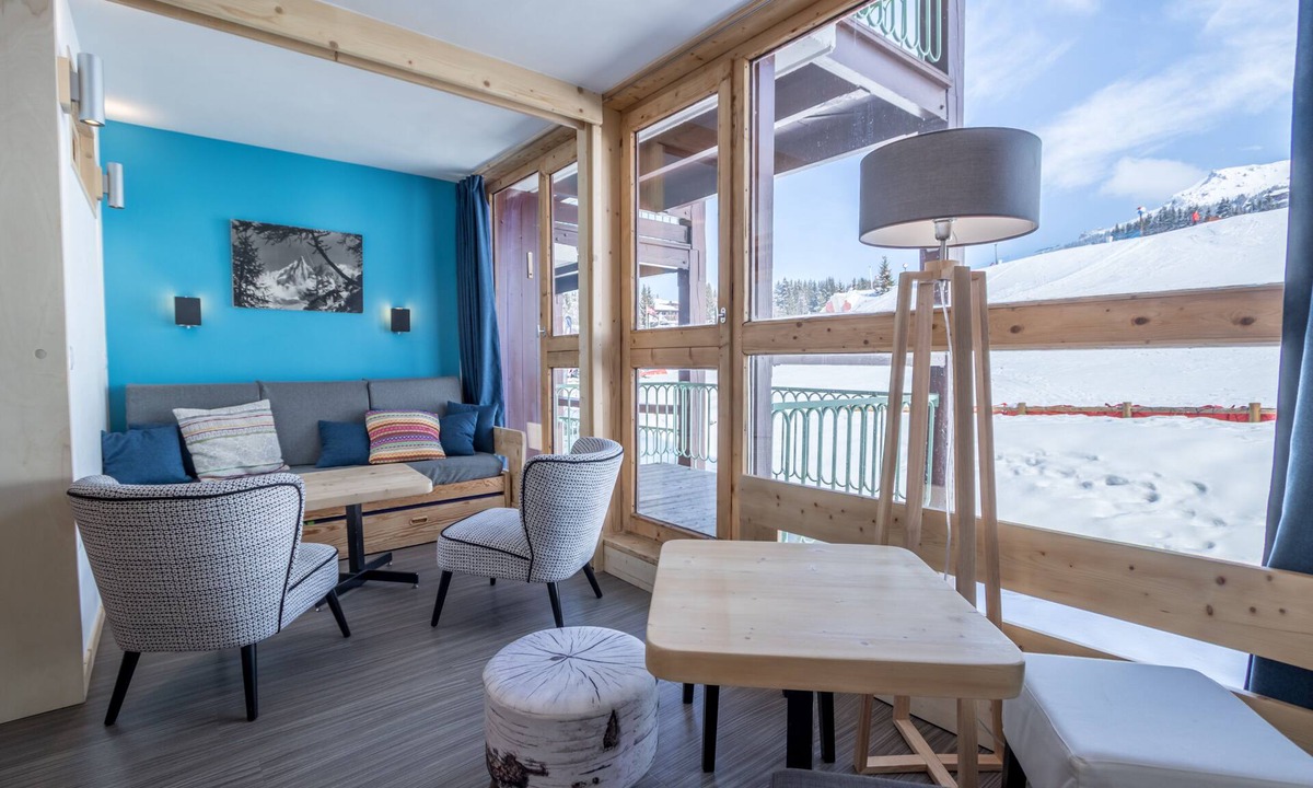 Arc-1800 Apartment | ARC 1800 TOURNAVELLES RESIDENCE IN THE CENTER OF THE STATION FOR 8/10 people
