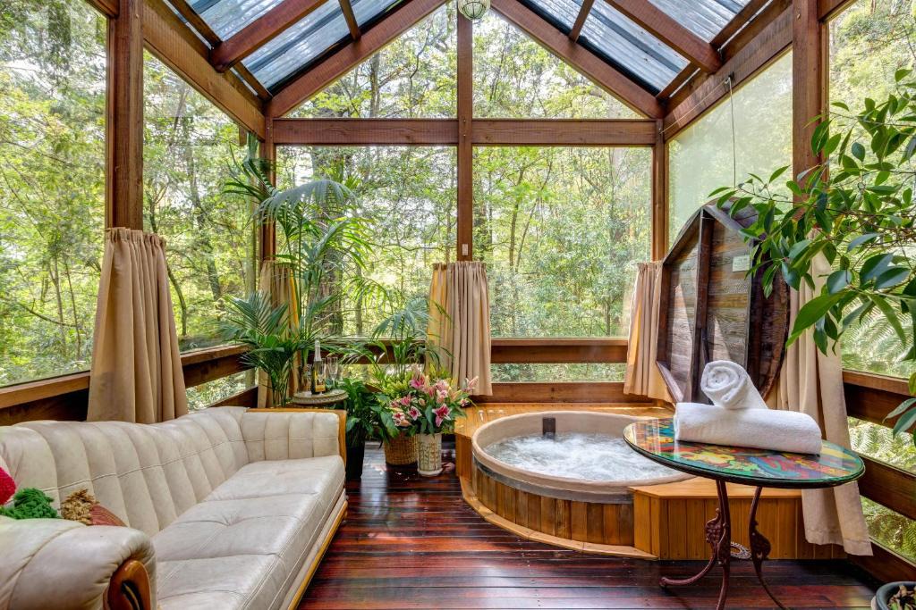 Olinda Bed & Breakfast | Arcadia Cottages