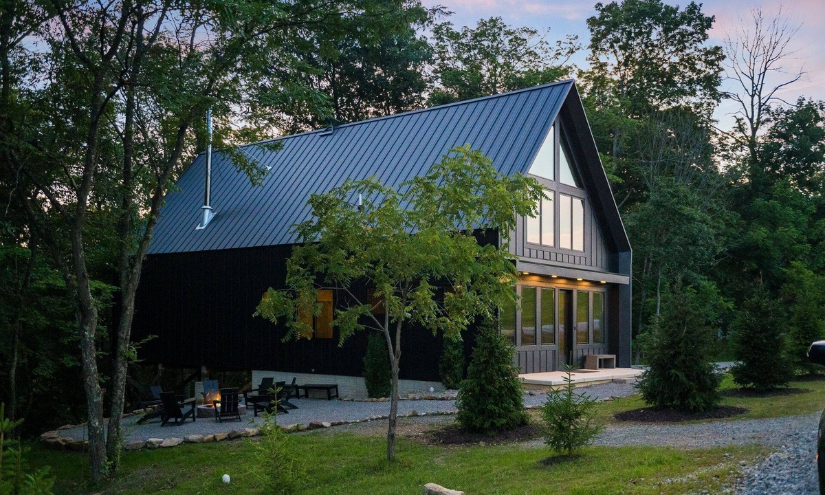 New Plymouth Cabin | Arcadia Hills - Alpine Ridge