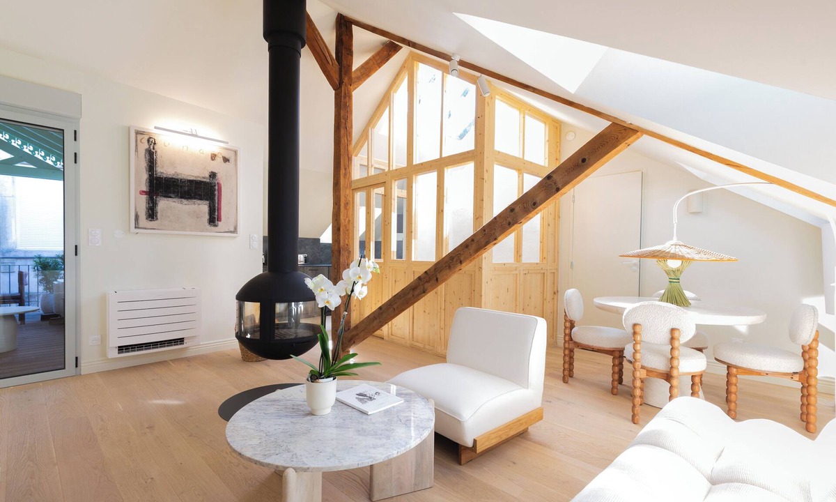 Bagneres-de-Bigorre Apartment | Architect-designed 2-bedroom duplex Terrace Fireplace