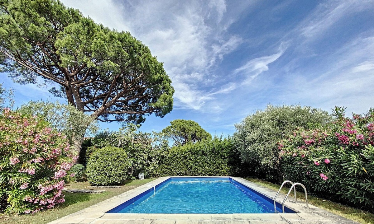 Saint-Jacques House | Architect-designed house - Absolute peace and quiet - Private pool