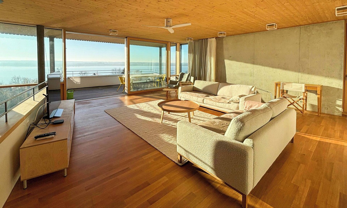 Herrsching am Ammersee House | Architect house with panoramic views at Ammersee