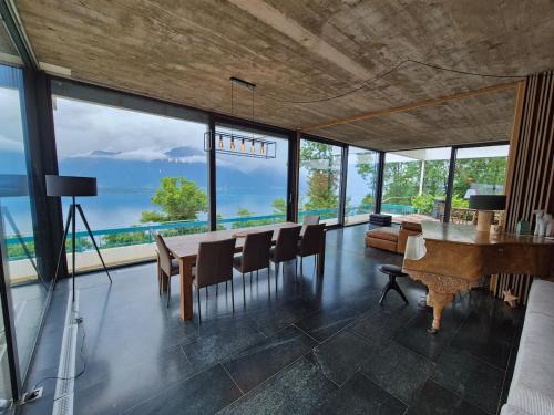 Montreux Villa | Architect house with gorgeous view lake & Wildlife