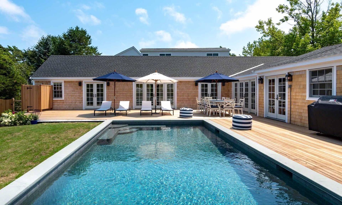 Edgartown House | Architect-Renovated Edgartown Cape With Pool