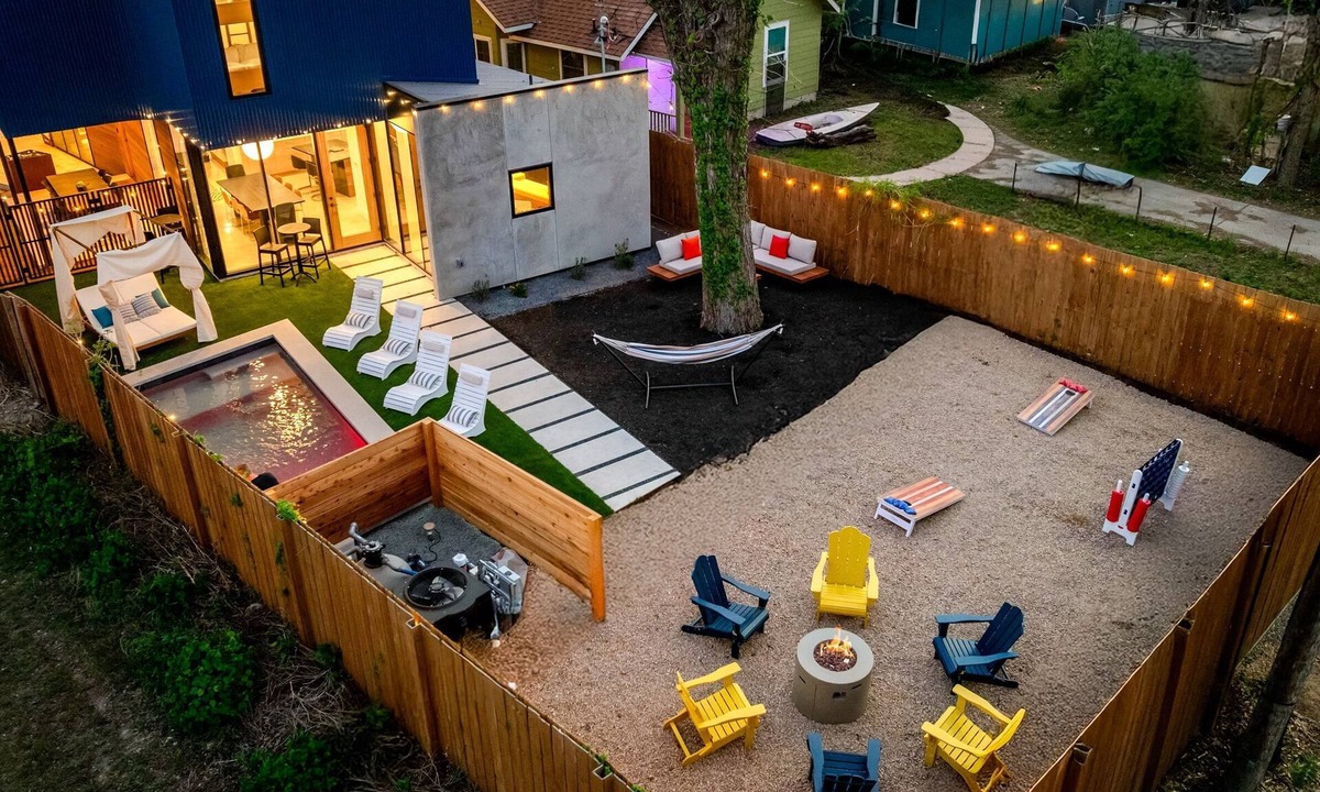 Holly House | Architectural Gem w/Rooftop Terrace + Heated Pool