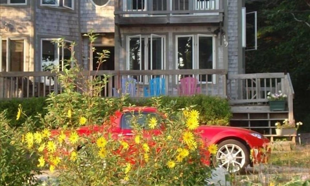 Orrs Island House | Architectural Lighthouse