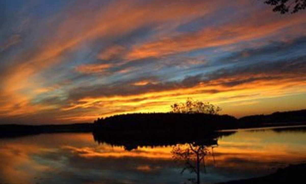 Lunenburg Waterfront Condo | Architecturally-designed in Lunenburg - The Stonehurst