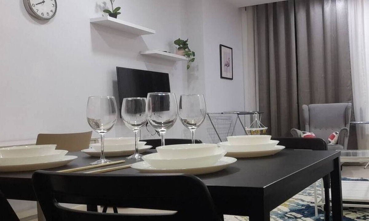 Mont Kiara Apartment | Arcoris Mont Kiara 5pax 2 bed studio apartment