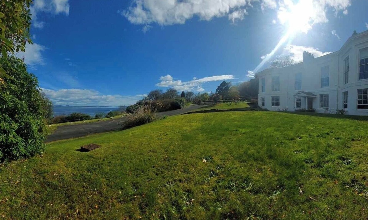 Rothesay Apartment | Ardencraig house