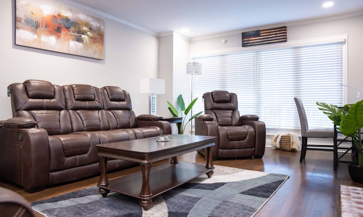 Winston - Salem House | Ardmore Gem close to mall and Hospitals, 4bed/3bth