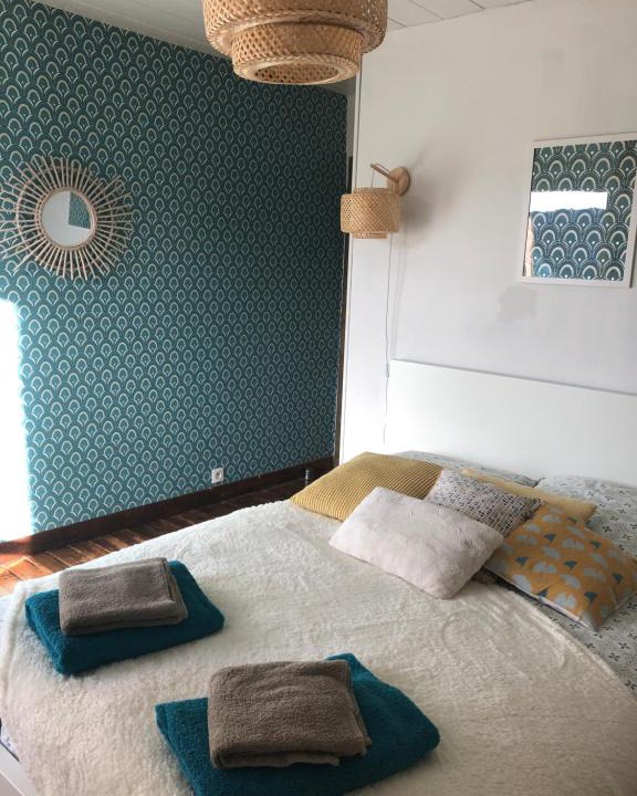 Pleslin-Trigavou Bed & Breakfast | ardoises et agapanthes