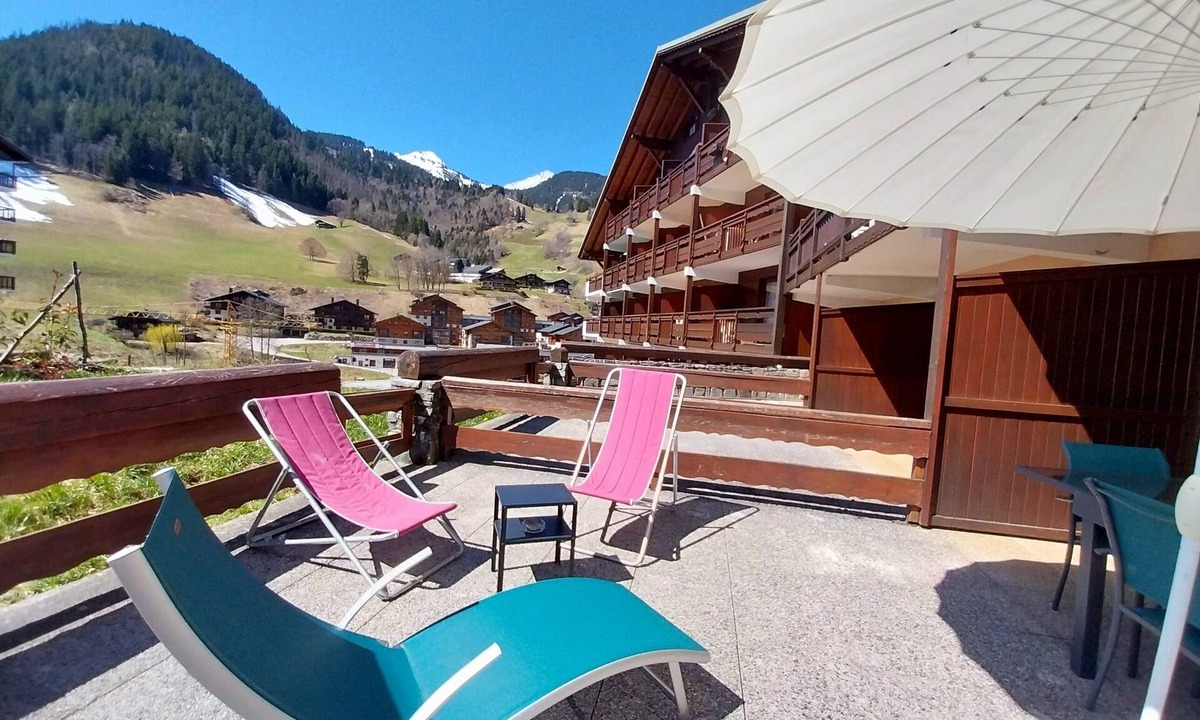 Areches Apartment | ARECHES, Appartement 4-6 personnes, avec terrasse et à 5 mn à pied du télésiège