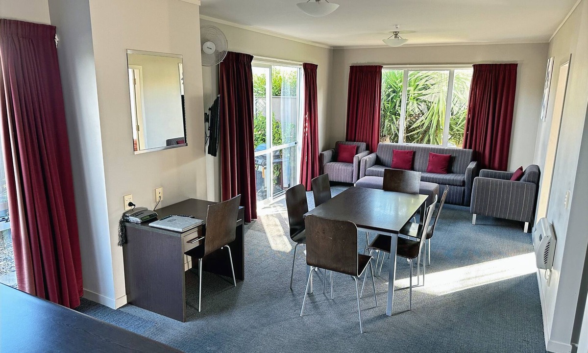 Palmerston North Hotel | Arena Lodge