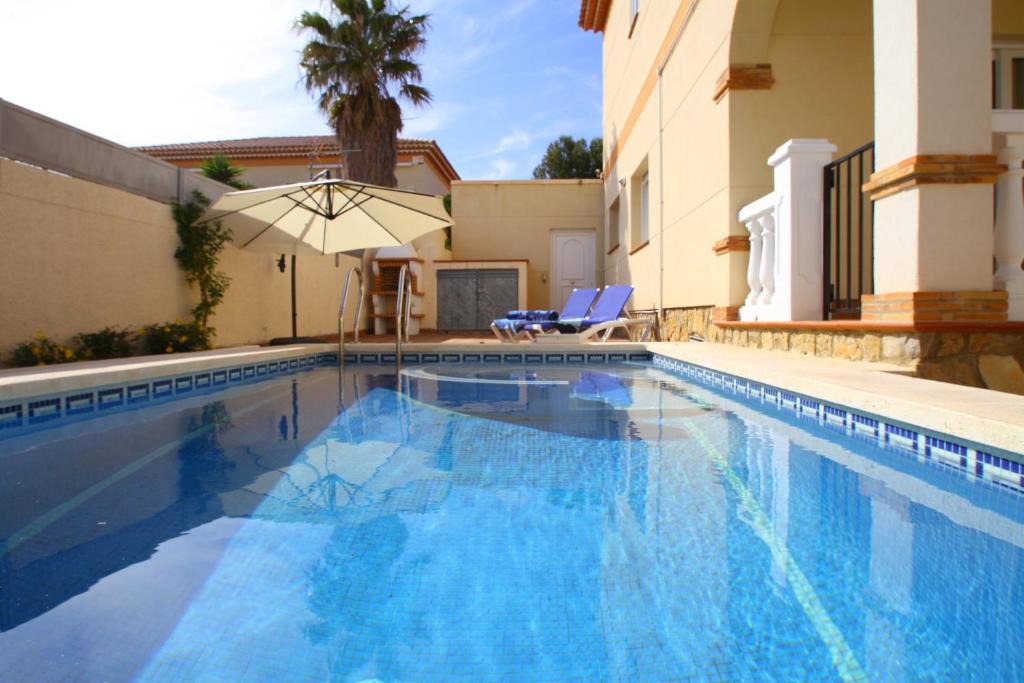 Miami Platja Villa | ARENDA Miami Playa Villa Lisa