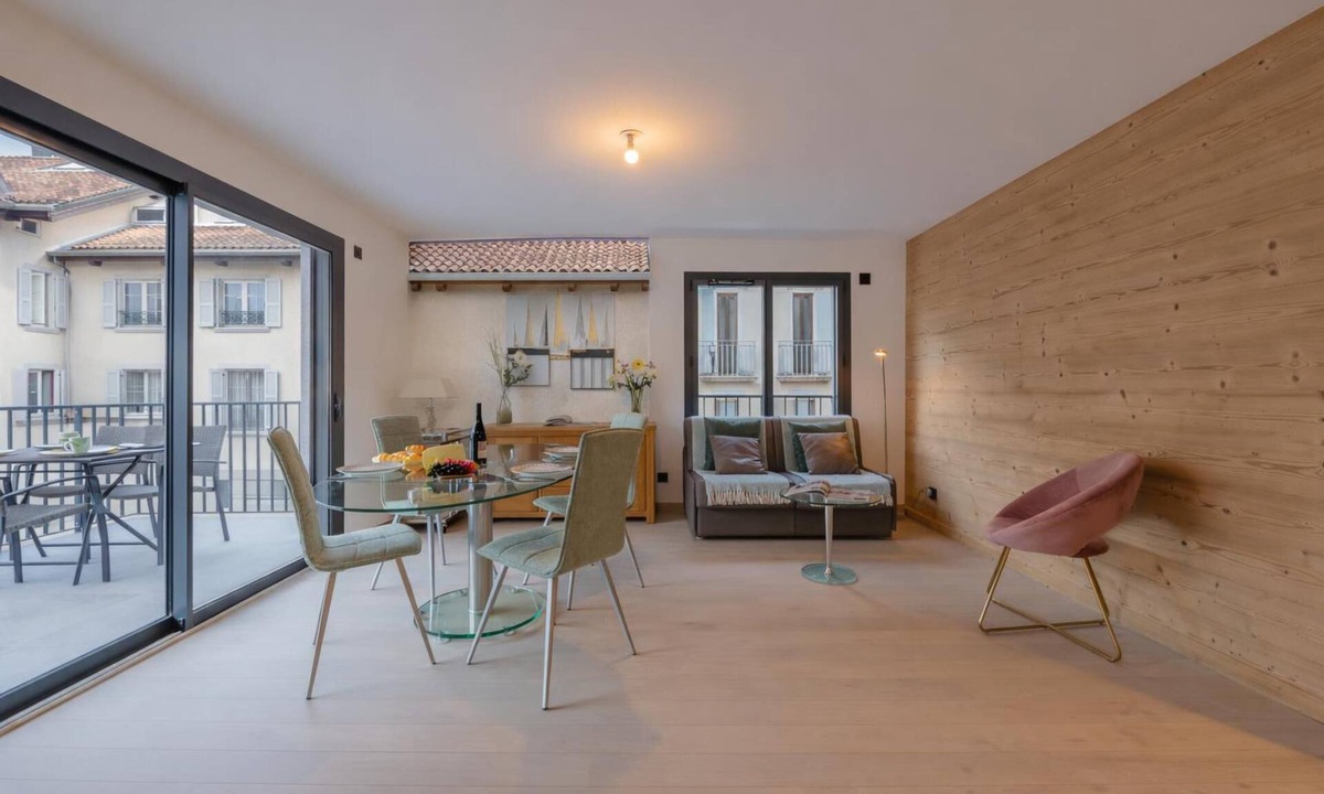 Argentiere Apartment | Argentière 2BR: Balcony & Parking, Argentière (Chamonix), France