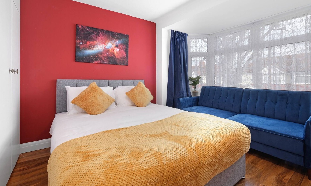 Norwood Green Apartment | Argyll Rooms 4 Self-Contained Studio with En-Suite