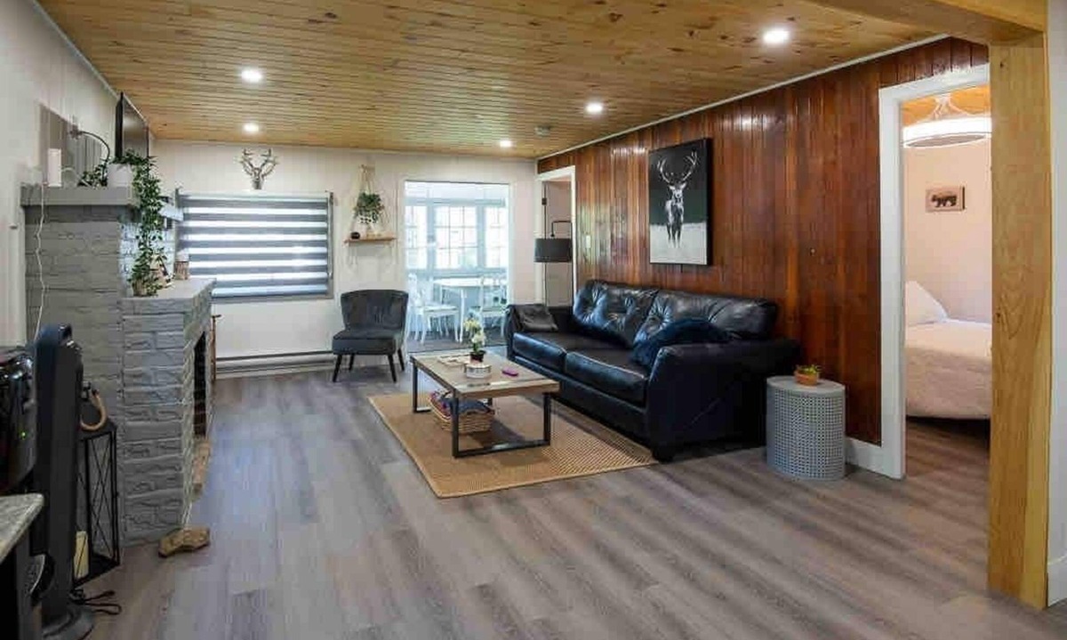 Fenelon Falls Cottage | Aries 2-Bedroom Fenelon Falls cottage