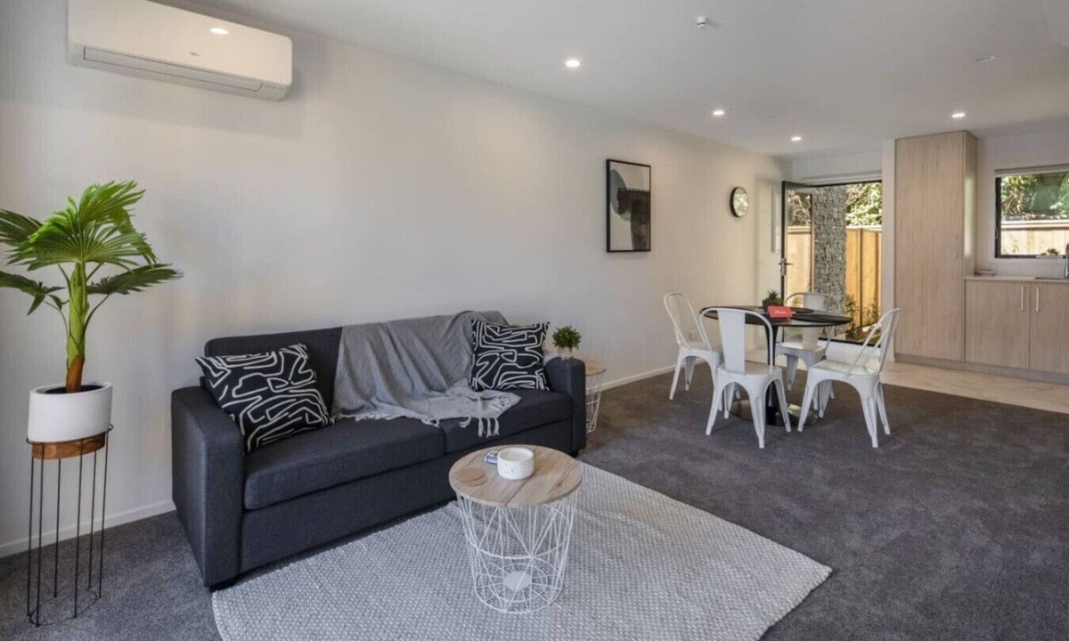 Lower Hutt House | Ariki Delight: 2BR Wellington Sanctuary