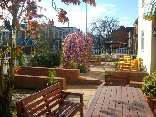 Carlisle House | Arkale Lodge