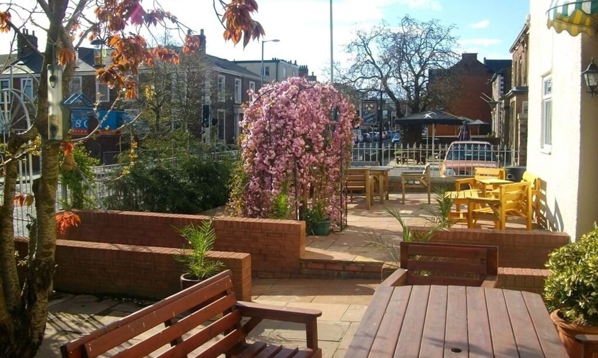 Carlisle House | Arkale Lodge