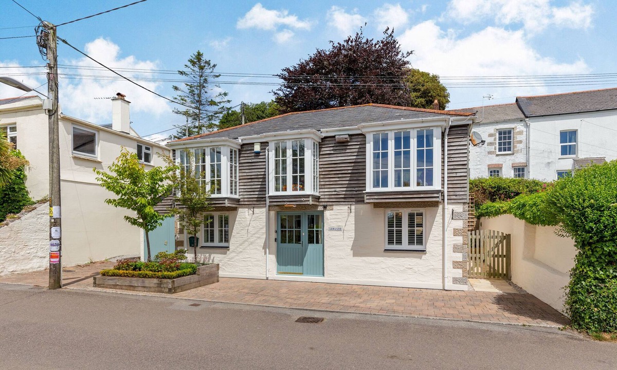 Devoran Cottage | ARMANDO, pet friendly, character holiday cottage in Devoran, Cornwall