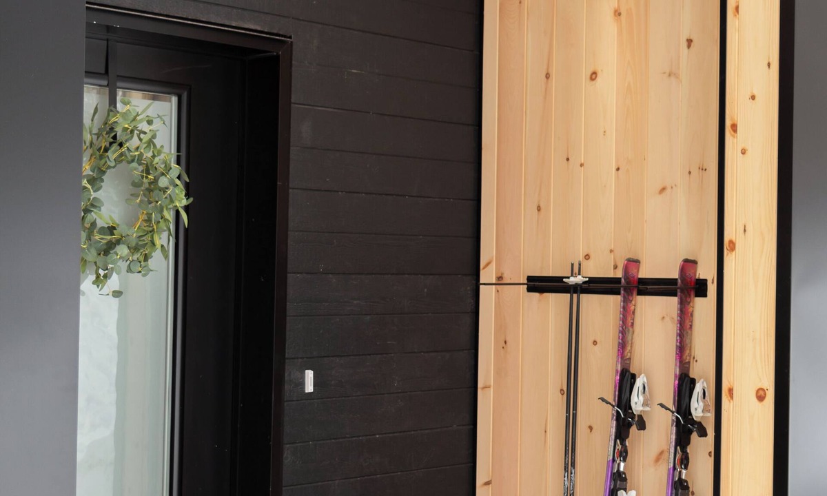 Les Collines-de-l'Outaouais Regional County Municipality Ski Chalet | Armoni Ski & Spa | Scandinave Chalet