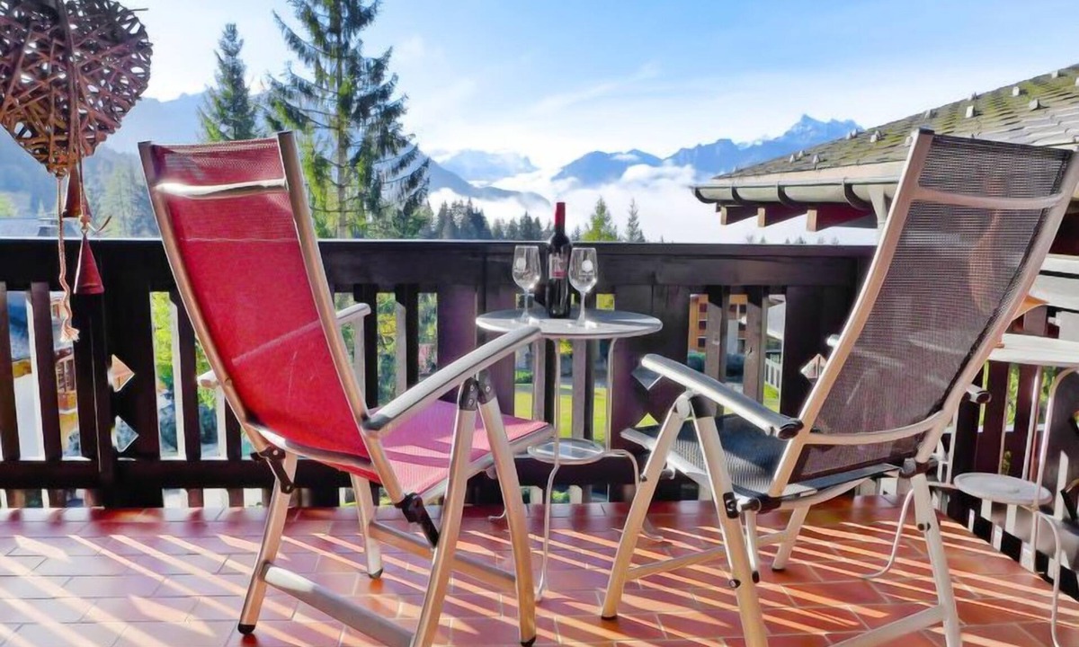 Villars-sur-Ollon Apartment | Armorial II/apt 6 by Interhome
