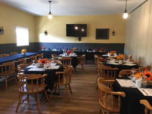 Arnold's Cove Hotel | Arnold's Cove Inn