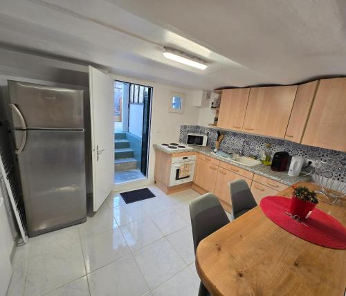 Arpajon House | Arpajon Maison cozy jardin et parking à 35min de Paris BFM