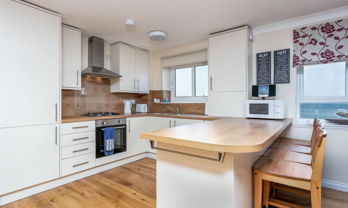 Ayr Apartment | Arran View - Donnini Apartments
