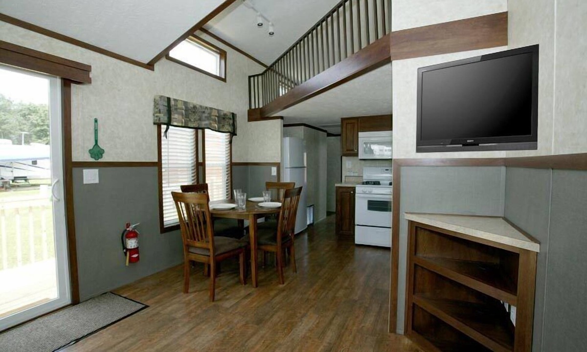 Wisconsin Dells RV Rental | Arrowhead Resort Campground