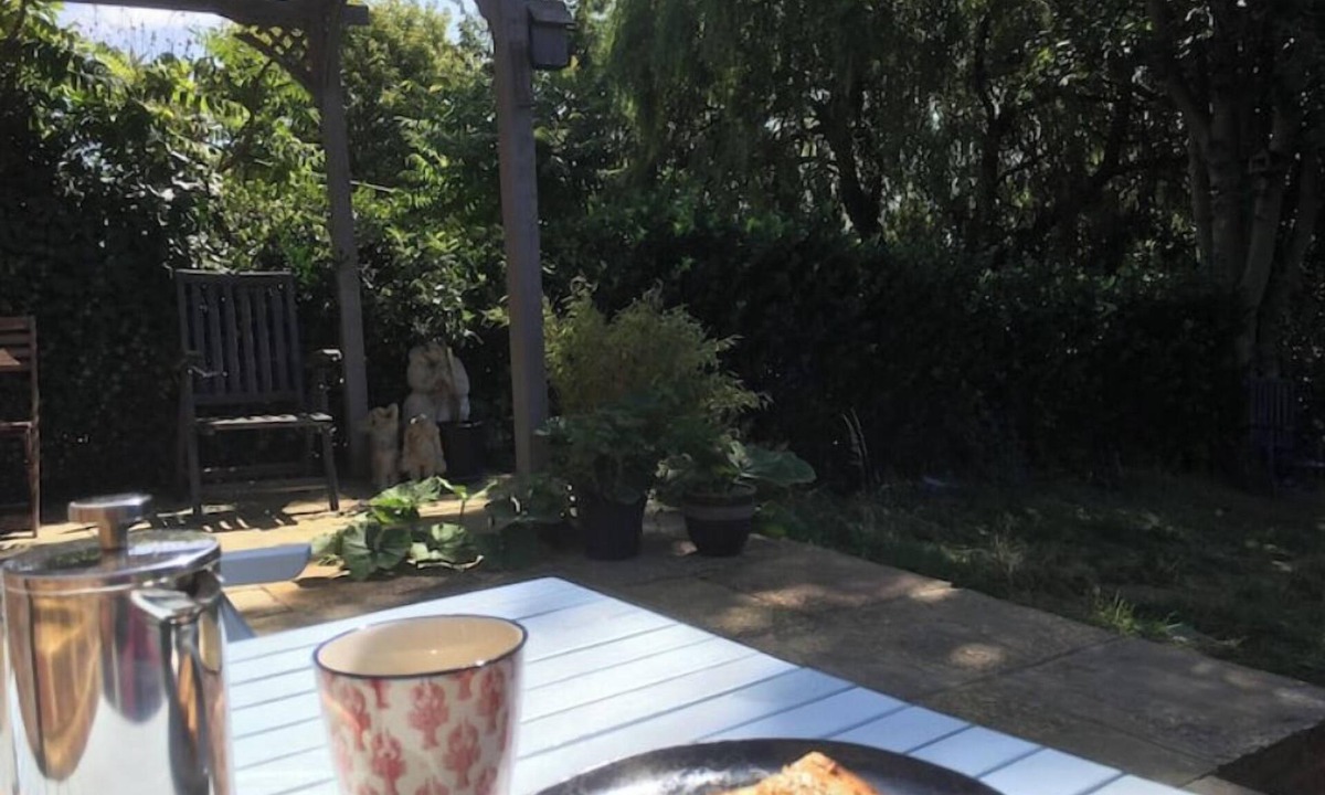 Newhaven House | Art and grow house