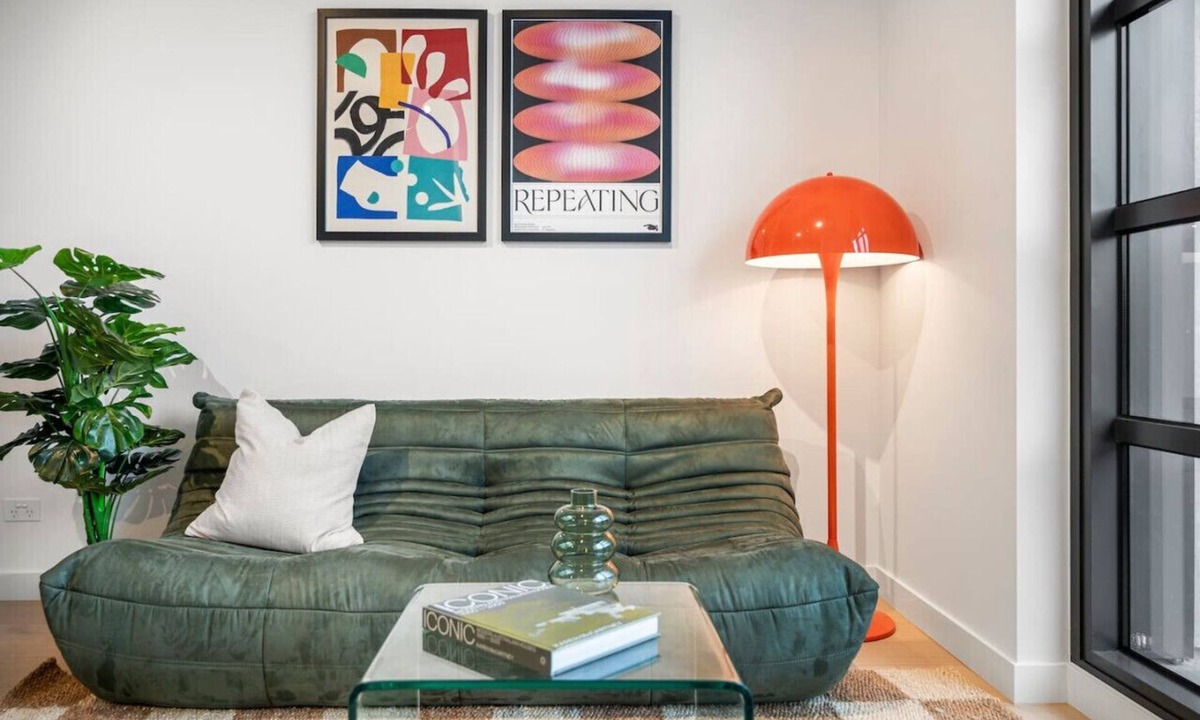 Collingwood North Apartment | Art Deco - Collingwood Hideaway