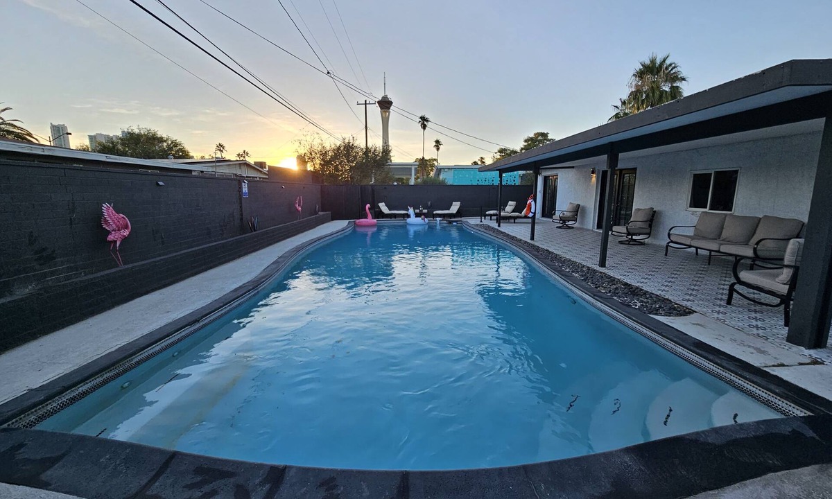 Las Vegas Villa | Art District Villa
