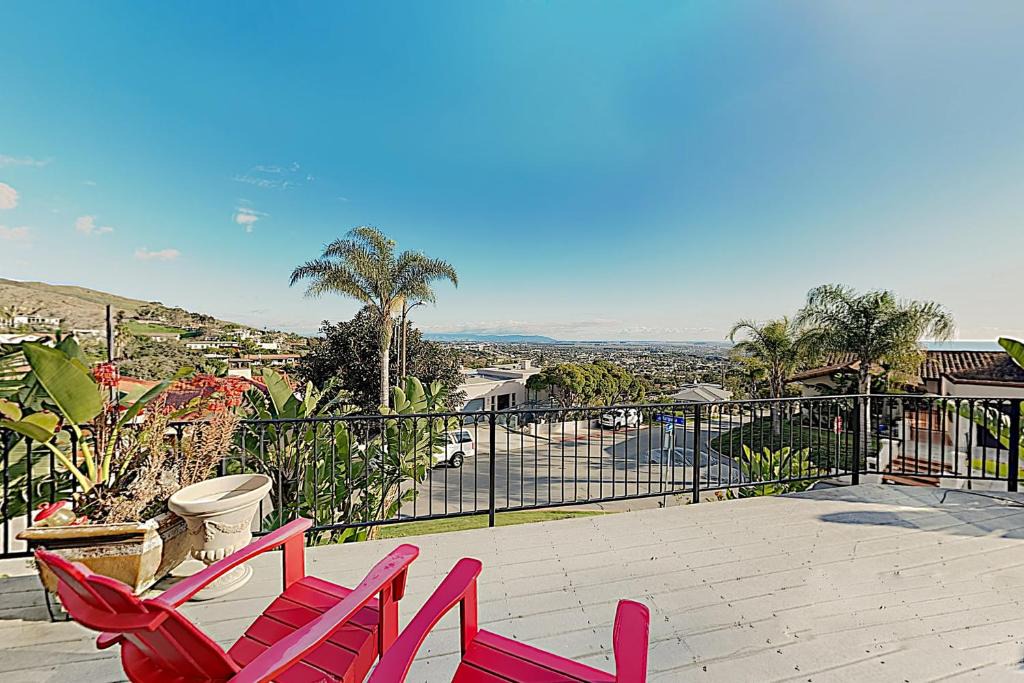 Ventura House | Artemesia Beach House