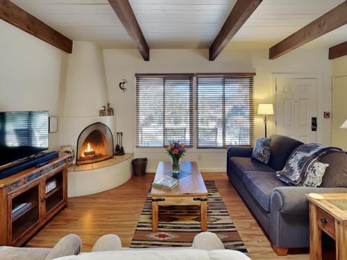 Downtown Santa Fe Apartment | Artist Road #30
