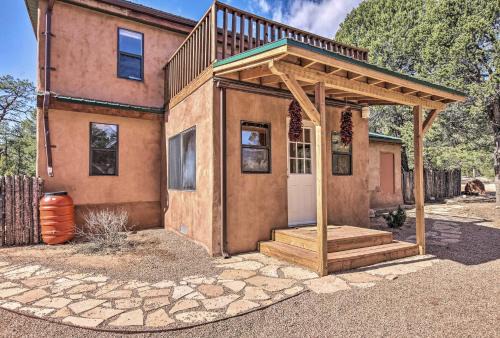 Rowe House | Artist's Retreat w/Pecos National Park Views!