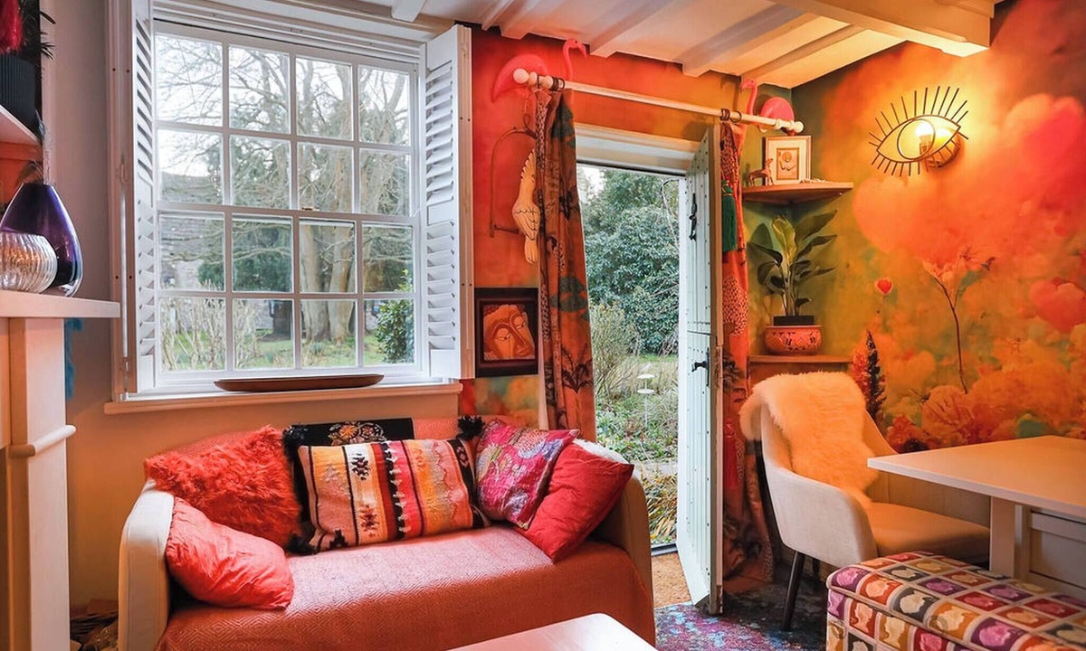 Cowfold House | Artists Hideaway in Cowfold