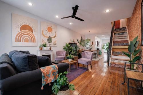 Kensington House | Artsy Hidden Gem - FREE PARKING