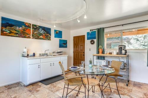 Espanola Apartment | Artsy Studio w/Patio: 25 Mi to Santa Fe