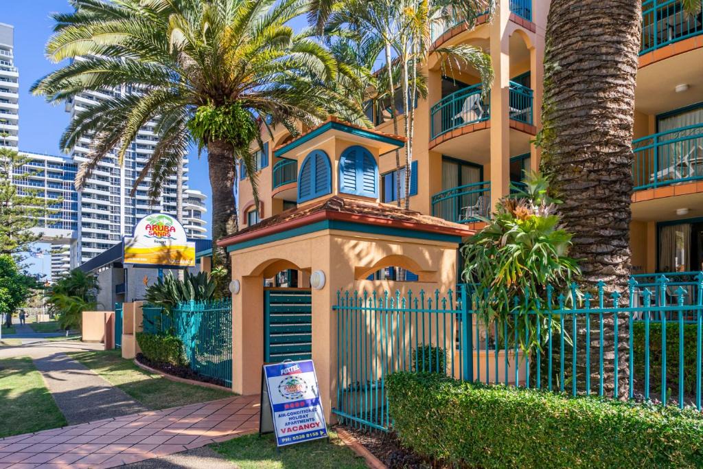 Broadbeach Resort | Aruba Sands Resort