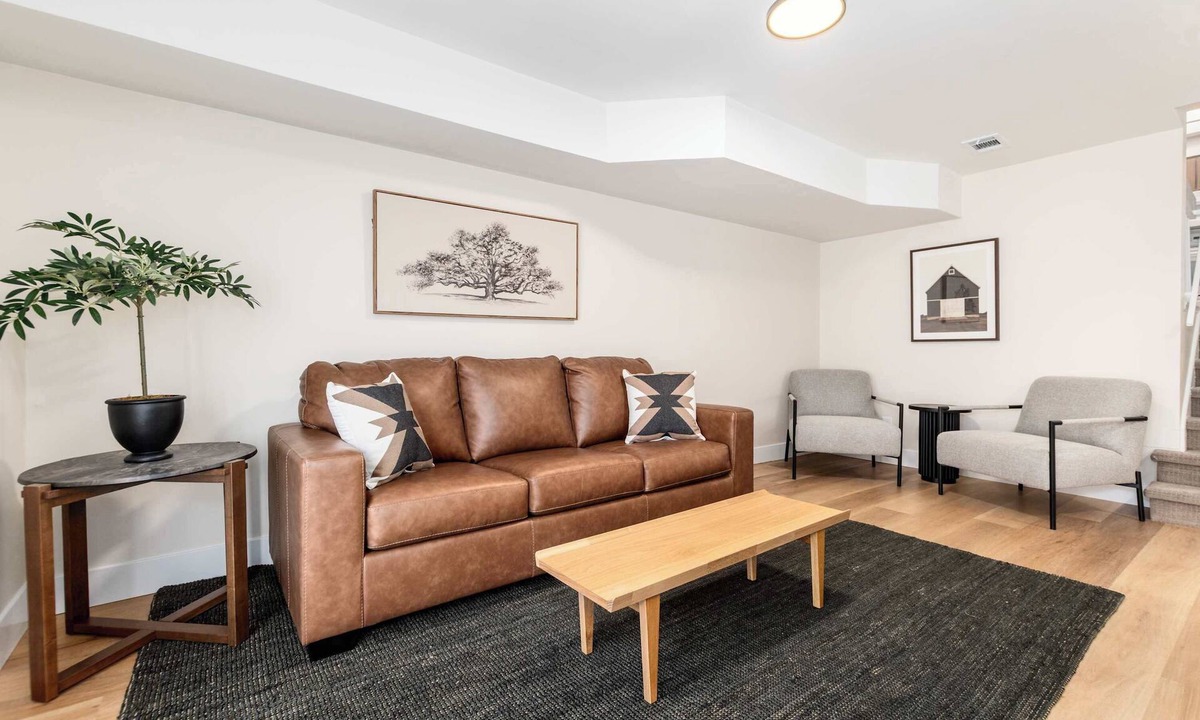 Arvada Plaza Area House | Arvada Retreat+Game Room+Garage