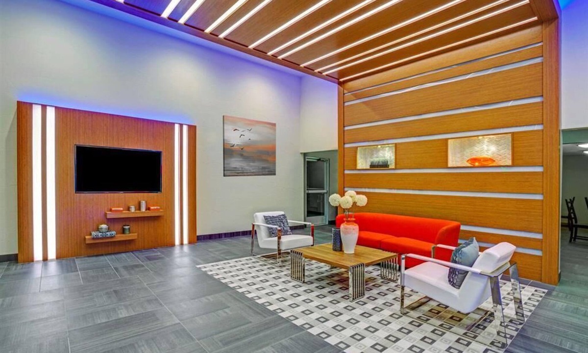 Farmers Branch Hotel | Arya Inn & Suites Farmers Branch