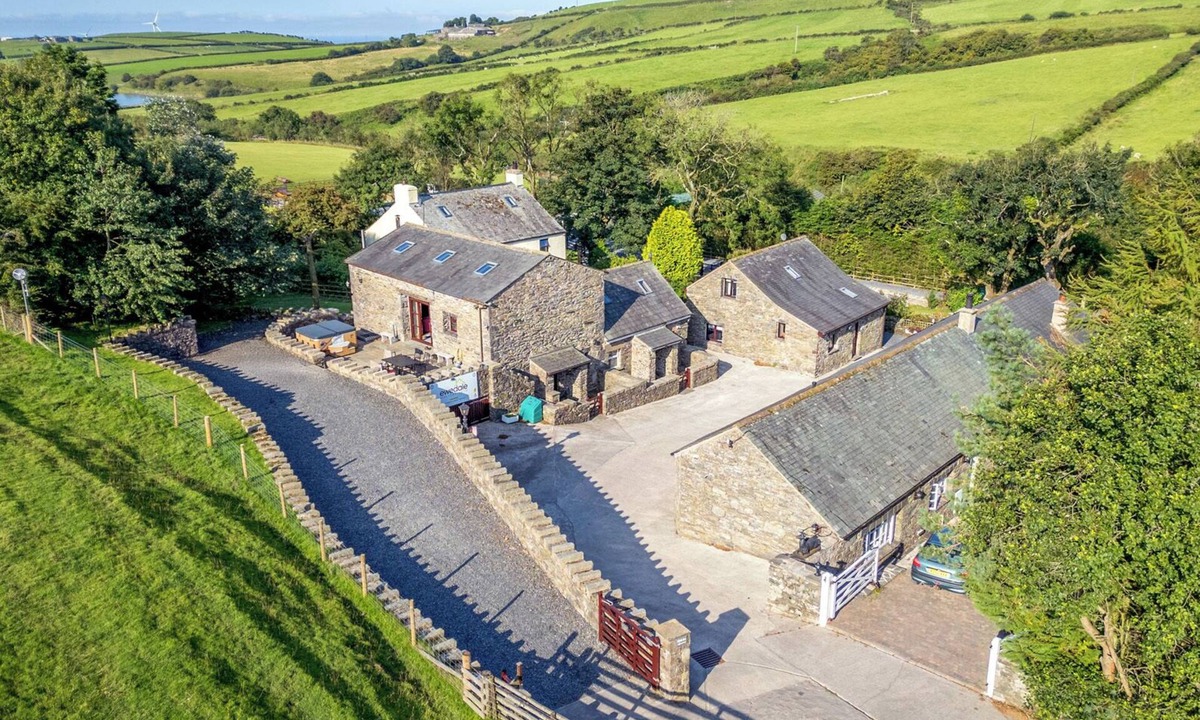 Newland Near Ulverston Cottage | Ash Lodge