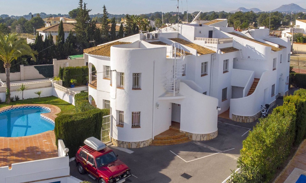 Bell Horizo Apartment | ASHANTI ZEN GARDEN DELUXE (ALTEA REGION)