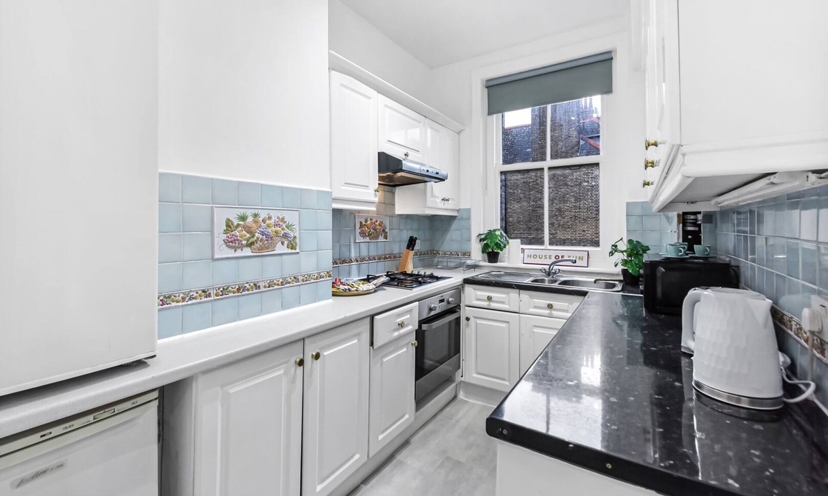 Pimlico Apartment | Ashely Suite