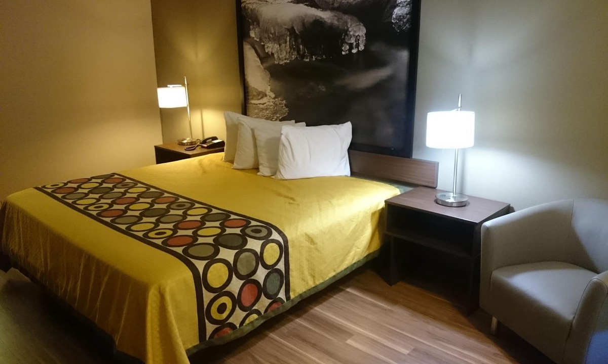 Fletcher Hotel | ASHEVILLE AIRPORT INN