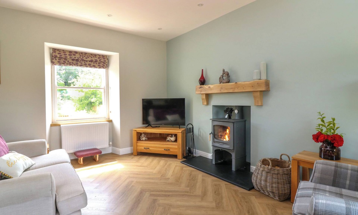 Oxton House | ASHLEA, pet friendly, with open fire in Lauder