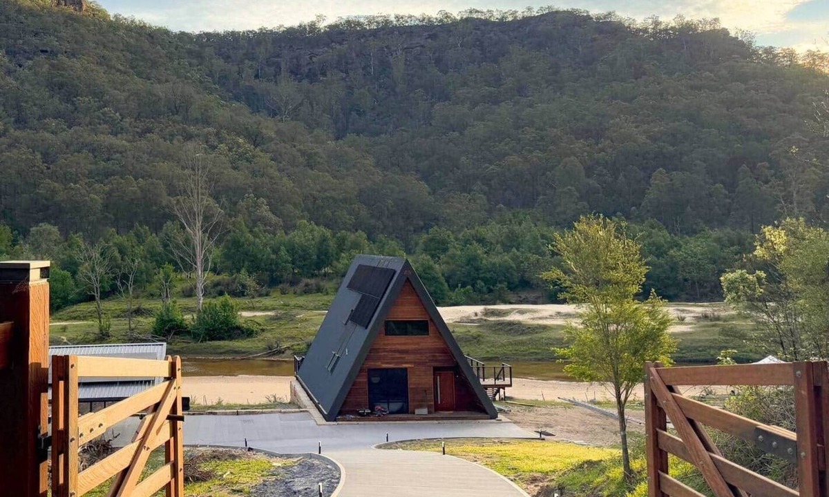 Higher Macdonald House | Ashwood AFrame - Secluded Riverfront Luxe