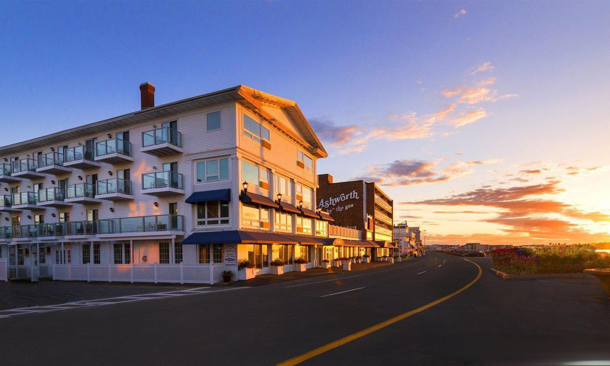 Hampton Hotel | Ashworth by The Sea